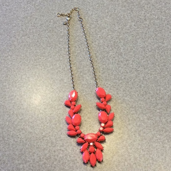 J Crew Coral Statement Necklace - Picture 2 of 12